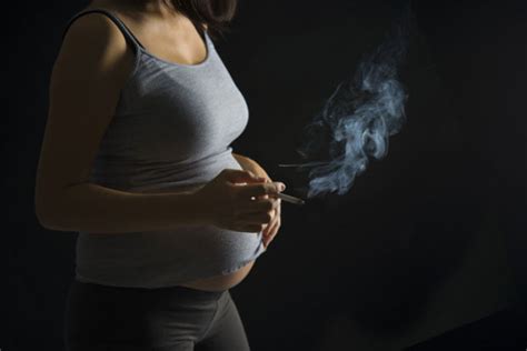 why is it so dangerous to smoke during pregnancy
