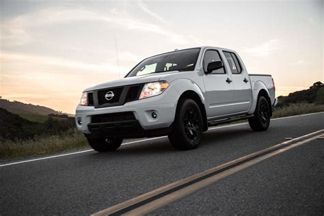 New And Used Nissan Frontier Prices Photos Reviews Specs The Car