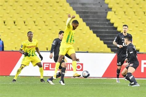 All information about losc lille (ligue 1) current squad with market values transfers rumours player stats fixtures news. FC Nantes - Lille OSC : les notes de la presse
