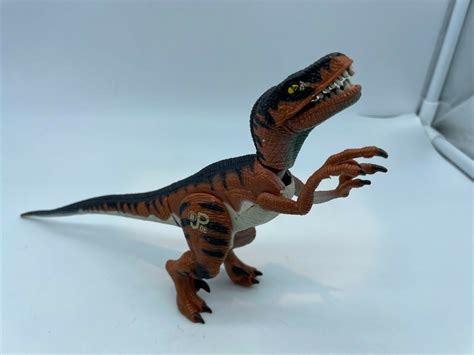 Mavin Jurassic Park Velociraptor Dinosaur Strike 1993 Toy Jaws Raptor