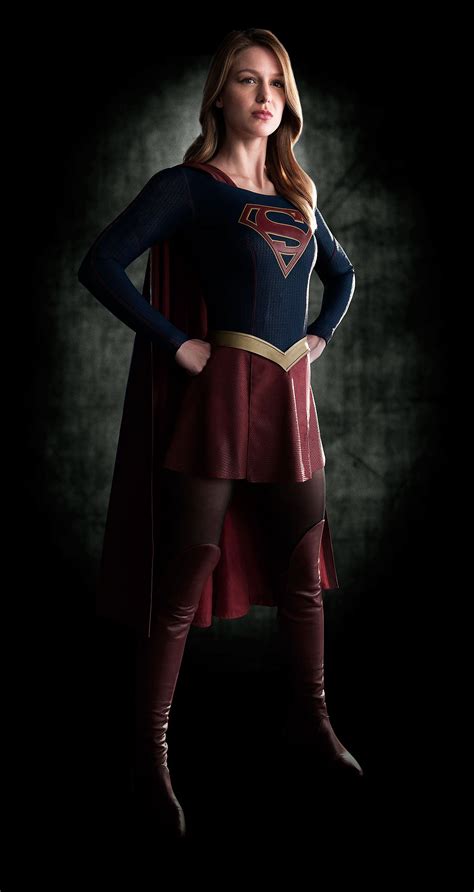 See Melissa Benoists Supergirl Costume Designed By Colleen Atwood Vanity Fair