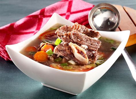 Menikmati sop iga daging sapi di rumah bisa seenak makan di restoran. Terungkap Cara Membuat Sop Iga Sapi Bening Ala Resto ...