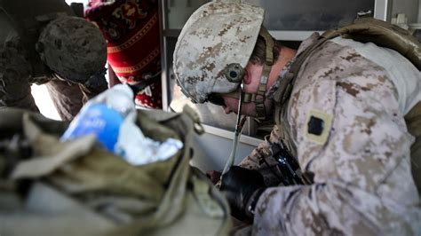 Us Navy Corpsmen Marines Contribute To Life Saving Efforts In Iraq