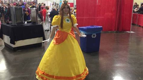 Making My Princess Daisy Cosplay Ohayocon Youtube