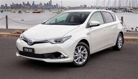 2016 Toyota Corolla Hybrid Hatch Confirmed For Australia Photos