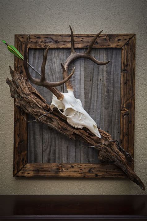 These antler coasters make a fun, whimsical addition to any rustic home decorating scheme! Decor: Incredible Collection Of Antler Decor For Living ...