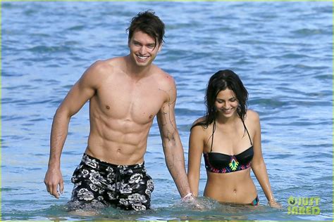 Victoria Justice And Pierson Fode Look So In Love On Vacation Photo