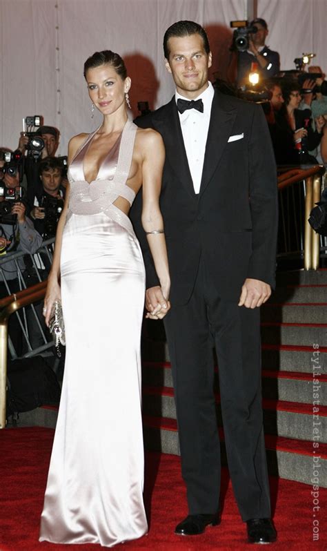 Tom brady and gisele bündchen have been married for almost 12 years. Chic Couple: Gisele Bündchen & Tom Brady - Stylish Starlets