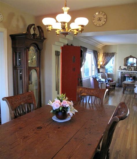 The top is suspended just above the base, offering a clear. An Old-Fashioned World: My little dining room