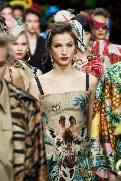 Dolce And Gabbana Spring 2020 Ready To Wear Collection Vogue Snow