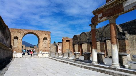 Ruins Of Pompei Southern Italy Visions Of Travel