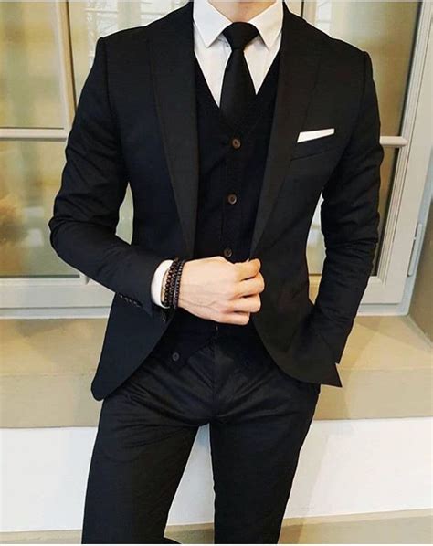 Pin De Thomas En Suits Ropa De Hombre Casual Elegante Ropa Elegante Hombre Hombres Bien Vestidos