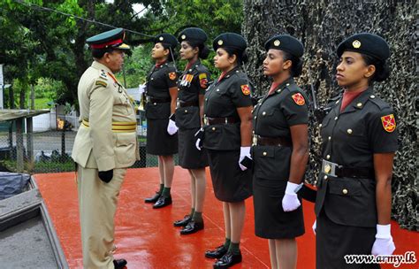 Sri Lanka Army Womens Corps Bids Farewell To Their Outgoing Colonel