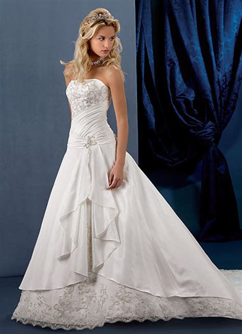Get the best deals on tuxedo wedding dress and save up to 70% off at poshmark now! Wedding Inspiration Center: Modest Wedding Dresses Designs ...