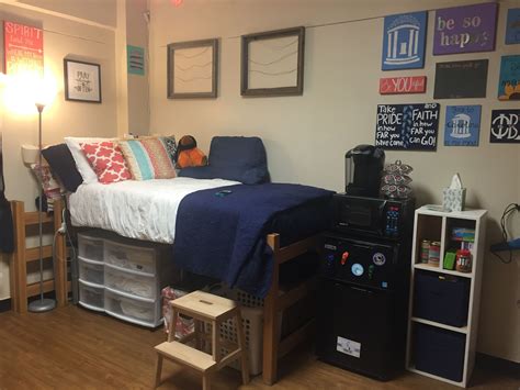 Avery Dorm Unc Chapel Hill College Dorm Room Essentials College