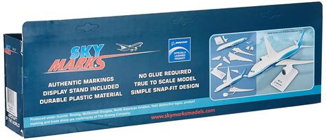 Daron Skymarks Emirates 777 300er Airplane Model Building Kit With Gear