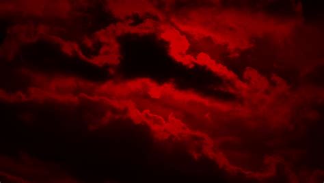 Scary Clouds On Red Sky Vidéos De Stock 100 Libres De Droit