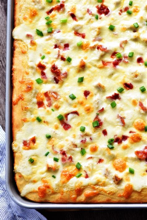 Sheet Pan Chicken Alfredo Pizza Life In The Lofthouse