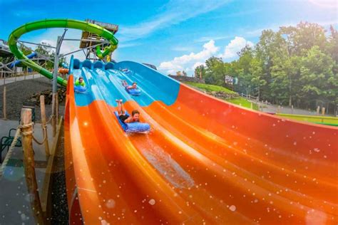 The Best Outdoor Water Parks In New York Cool Off And Have Fun In