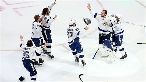 In french, the new round is being referred to as ronde de qualification de la coupe stanley 2020, which is. Le Lightning de Tampa Bay est le champion de la Coupe Stanley 2019-2020 | FR24 News France