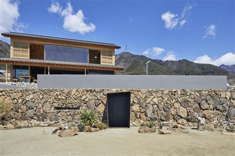 Proven to have indoor speed that's 4 times faster; Gallery of 98 Winery / S PLUS ONE architecture - 9