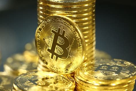 $6Tn Money Manager BlackRock in Bitcoin? Top Crypto Minds ...