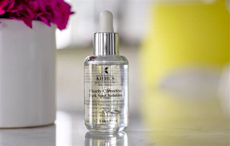 Kiehl's Clearly Corrective Serum Review - MomTrends