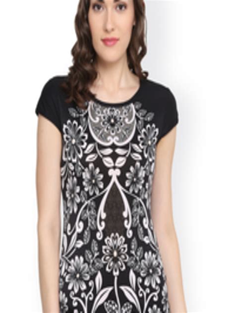 Buy Pluss Women Black Printed Top Tops For Women 1952361 Myntra