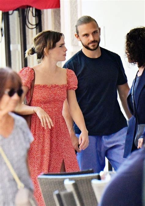 More Photos Of Emma Watson And Her Boyfriend Brandon Green In Venice 🇮🇹
