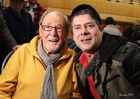 Seine kaufmännische lehre, die er auf wunsch seiner mit 82 jahren gründet herbert köfer sein eigenes tourneetheater köfers comödiantenbühne. Herbert Köfer feierte seinen 95. Geburtstag in Bernau ...