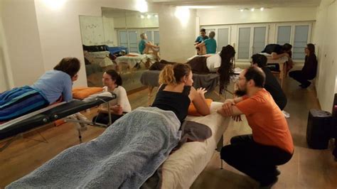 Ateliers Massage à Paris Pour Apprendre à Masser Seul Ou En Duo