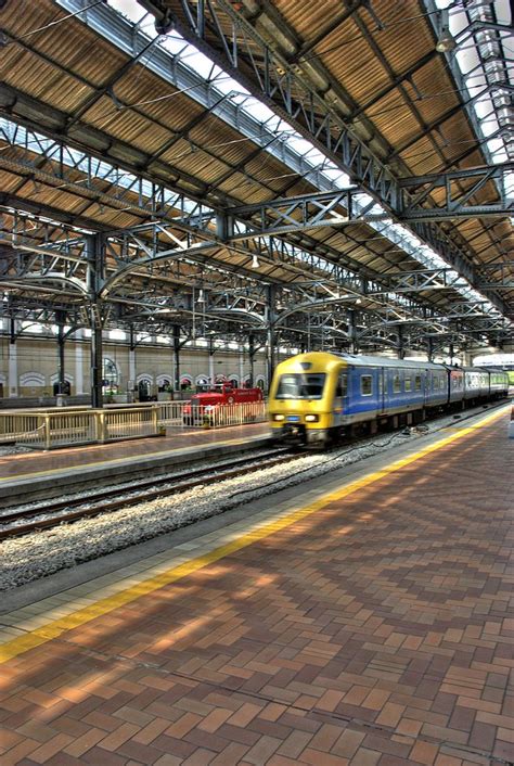 Until 2011 trains left from the wonderfully faded grandeur of singapore's art deco railway station, built in 1932. Kuala Lumpur Railway Station | Kuala Lumpur Railway ...