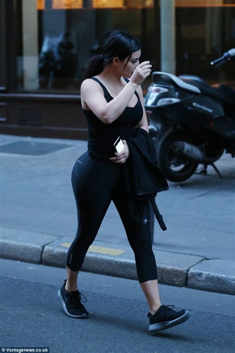 Kim Kardashian Emerges From The Gym Before Leaving Paris Daily Mail