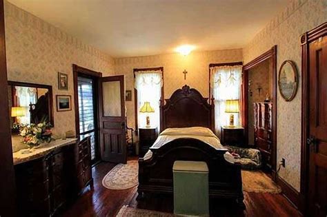 Middletown New York Grand Victorian Victorian Home Ideas Sleeping