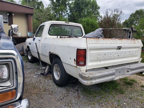 88 D150 White Truck Daily Driver Build Dodge Ram Ramcharger