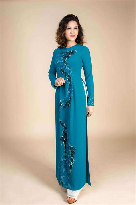 Only Sample Us Size 4 Ao Dai Teal Colored Hand Painted Vietnamese