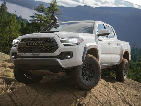 New 2021 Toyota Tacoma Sr5 4d Double Cab Near Mt Clemens Mi T210023