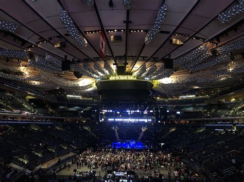You can email me at pami1606@gmail.com don't forget to like. SETLIST / TWEETS: Phish @ Madison Square Garden, New York ...