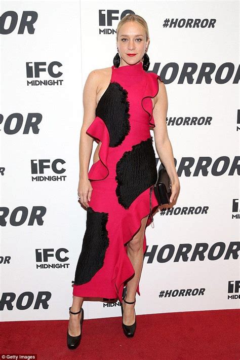 Chloe Sevigny Flashes Her Long Legs In Hot Pink Ruffled Dress Celebrity Dresses Nice Dresses