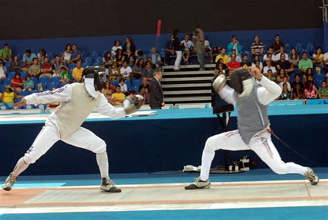 Renzo agresta representará o brasil na esgrima, na prova de sabre masculino. File:Esgrima Jogos Panamericanos 2 14072007.jpg ...