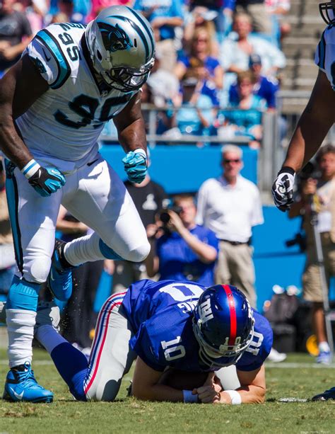 New York Giants fall 38-0 to Carolina Panthers to fall to 0-3 slideshow