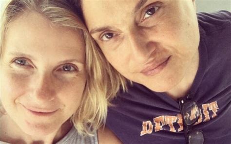 eat pray love author elizabeth gilbert announces death of her partner