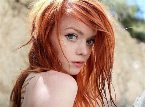 lass suicide redhead women face green eyes bare shoulders pornstar women outdoors