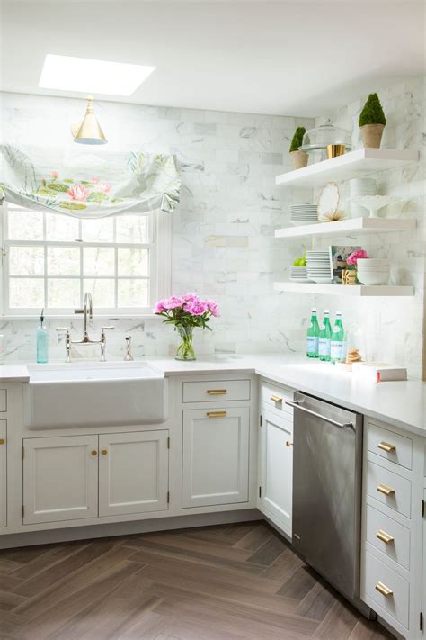 I got to see bb frosch at pinners in slc and loved it! How To Refresh Your Home Without A Major Renovation - barre3 | Kitchen interior, Kitchen ...