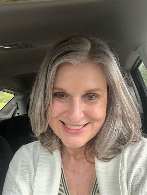 Selfie Grey Hair Styles For Women Middle Aged Woman Selfie White Women