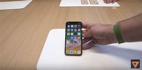 As for the colour options, the apple iphone x smartphone comes in silver, space grey colours. Apple iPhone X: Release Date And Sneak Peek On The Feature ...