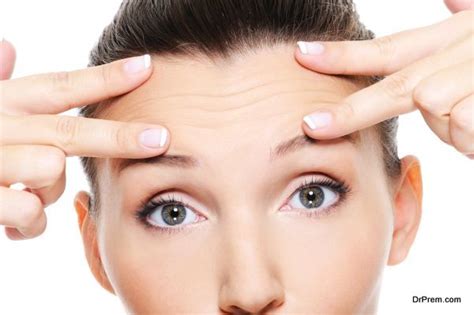 Effective Home Remedies To Take Care Of Forehead Wrinkles