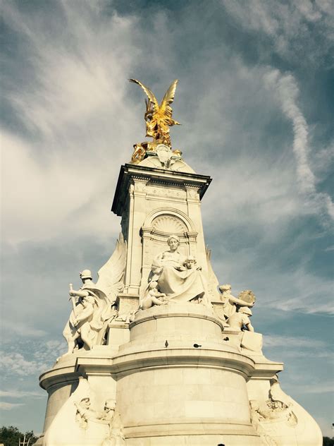 Queen Victoria Memorial Victoria Memorial London Semester Abroad