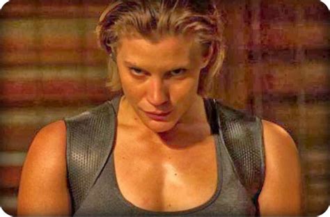 Interview Katee Sackhoff Riddick Starburst Magazine