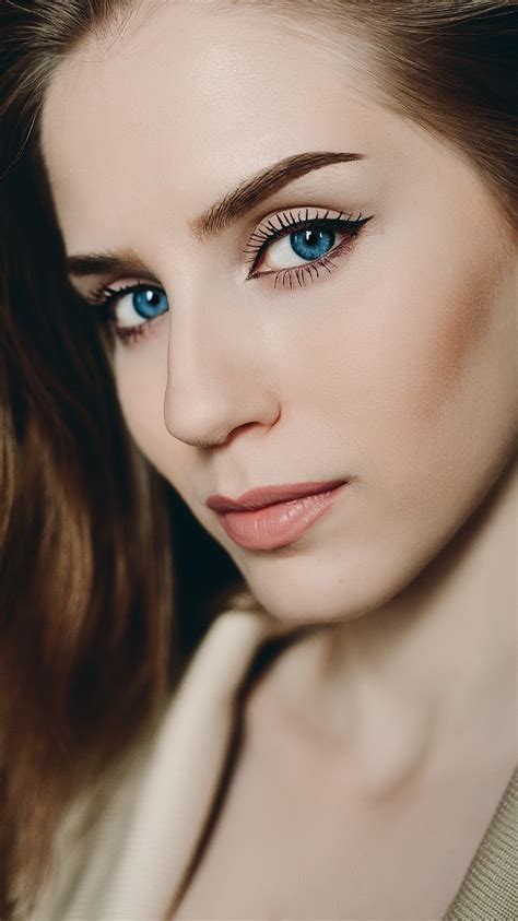 Blue Eyes Girl Beautiful Face Iphone Wallpaper Iphone Wallpapers